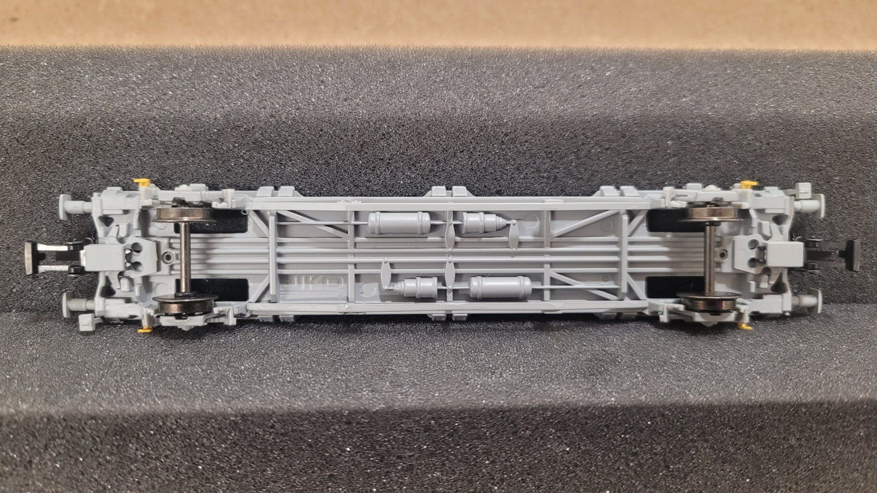 Piko Modelleisenbahnen: Spur H0 Piko "95650" 2achsige Schweizer Postwagen Güterwagen – Gebraucht aus Büsserach von ModellbahnDepot 7