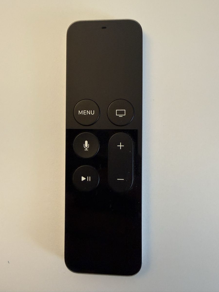Apple Fernbedienungen: Télécommande Apple TV- Parfait état – Gebraucht aus Kloten von Mumiiin 2