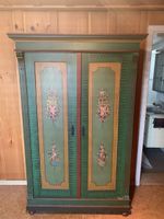 Bauernschrank Handgemalen