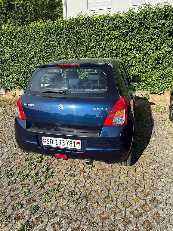 Autos: Suzuki Swift 1.3 GL – D'occasion à Wangen b. Olten par JoelR11 1