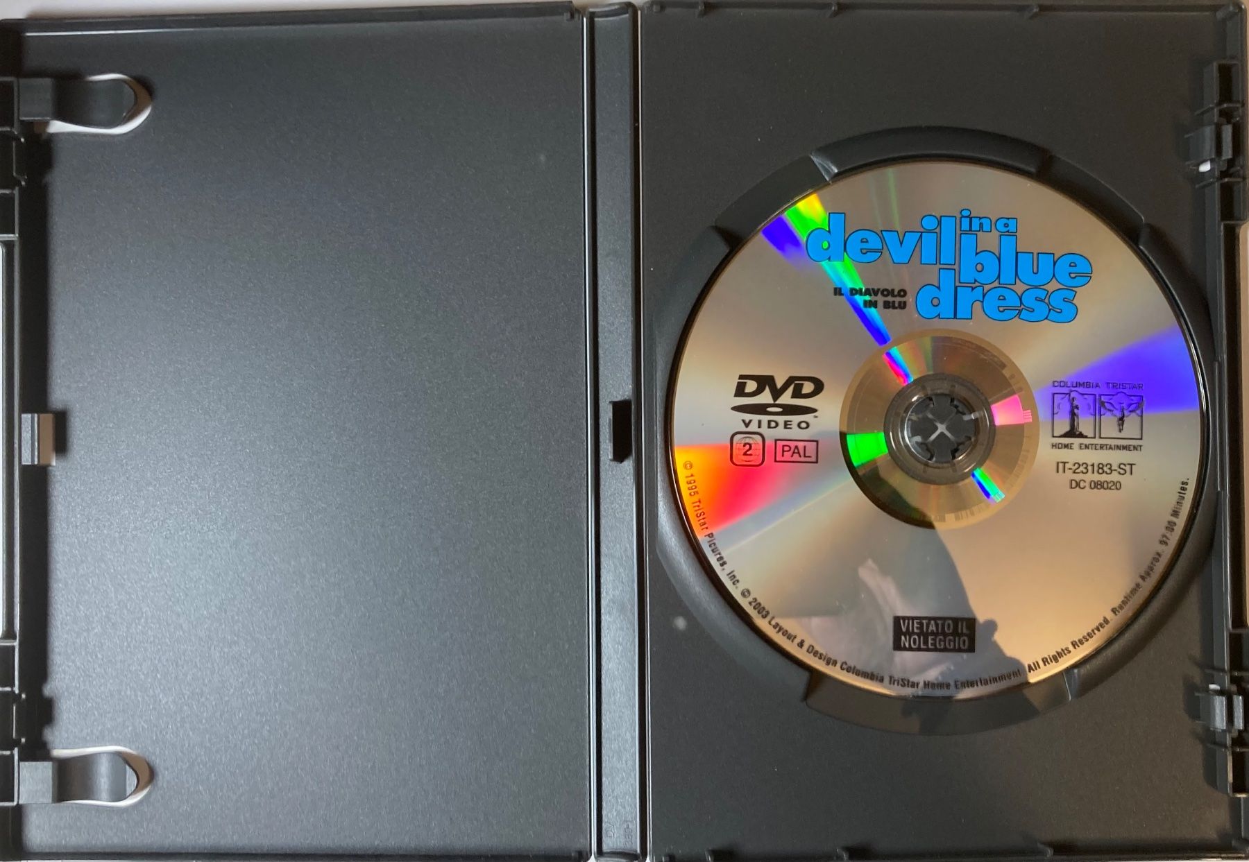 Tutti i DVDs: DENZEL WASHINGTON - IL DIAVOLO IN BLU – Usato da Poliez-Pittet venduto da Newtown-Records 2