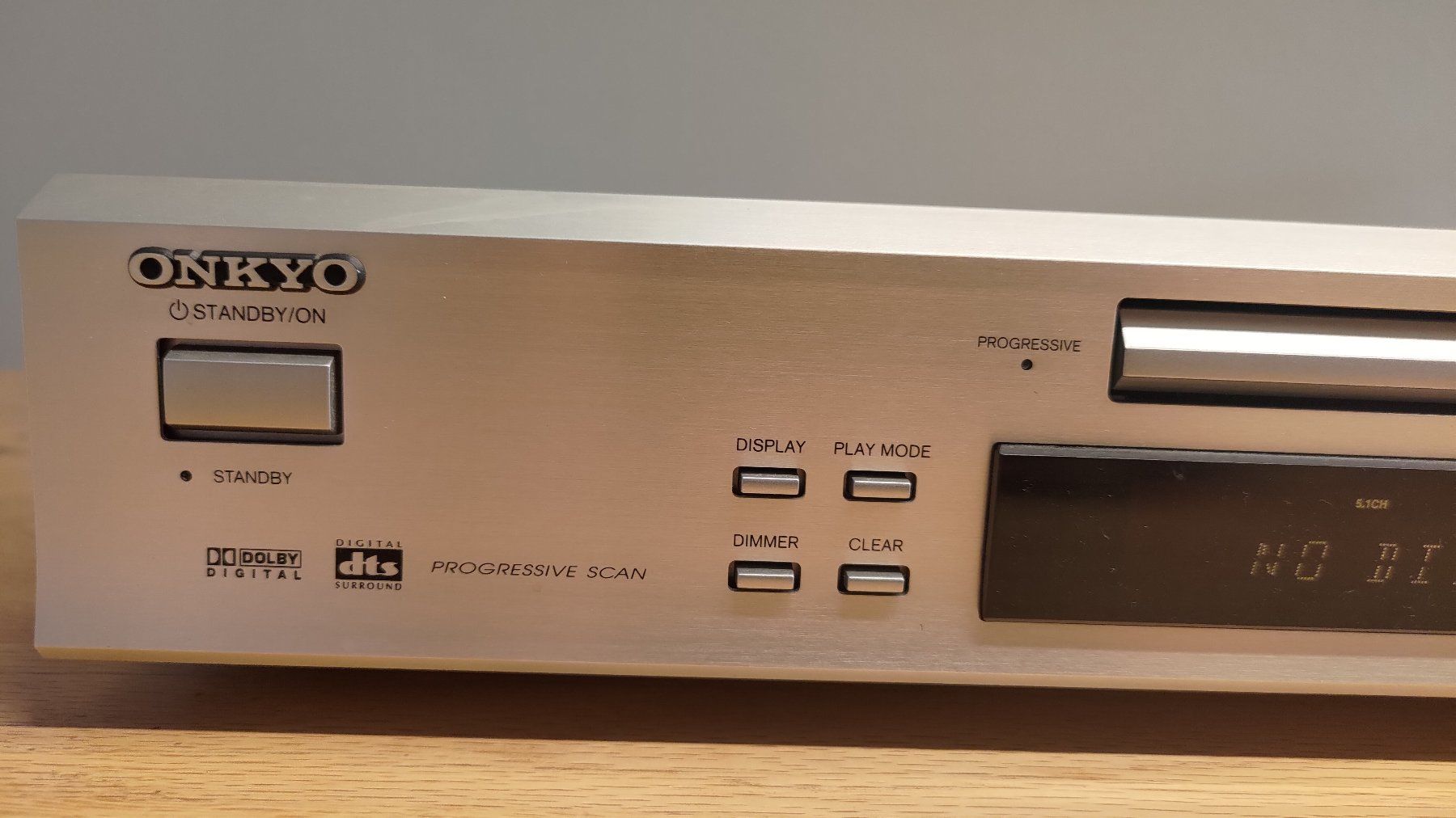 Onkyo Multimediaplayer & Streamer: CD/DVD-Player ONKYO DV-SP503E – Gebraucht aus Basel von langga9 3