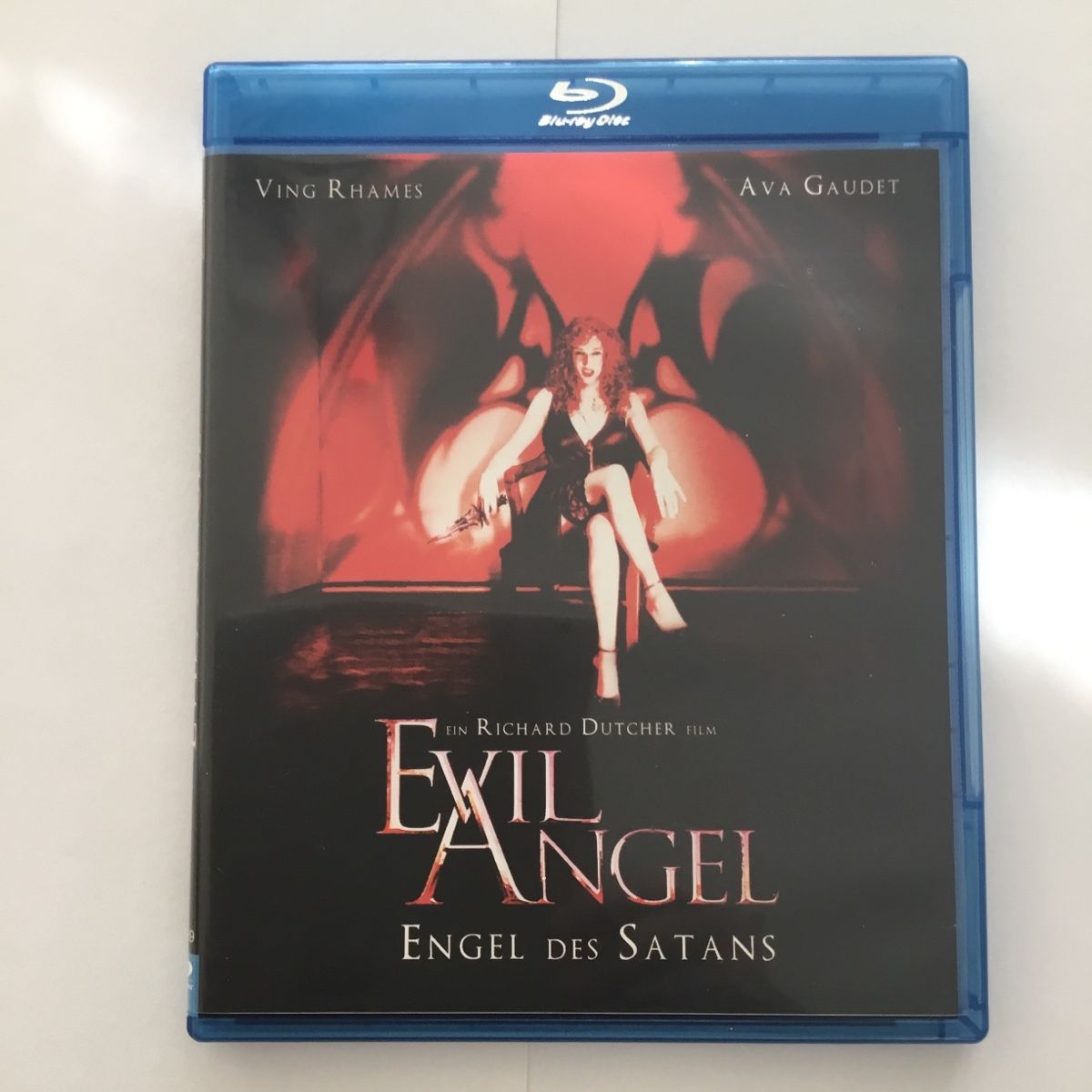Tutti i DVDs: Evil Angel Blu Ray – Nuovo (secondo la descrizione) da Blauen venduto da sternchen66