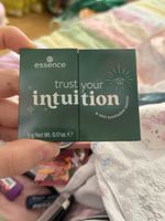 Essence Lidschattenpalette Trust Your Intuition neu