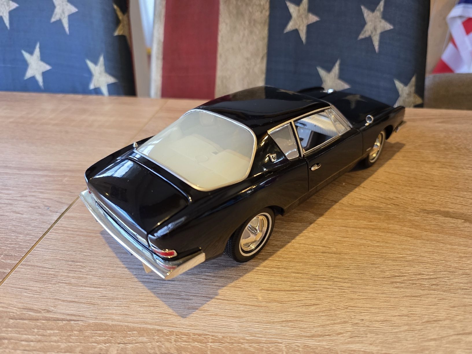 Modellini d'auto: 63'Studebaker Avanti Coupe 1:18 – Usato da Goldingen venduto da Muscle_Cars84 5