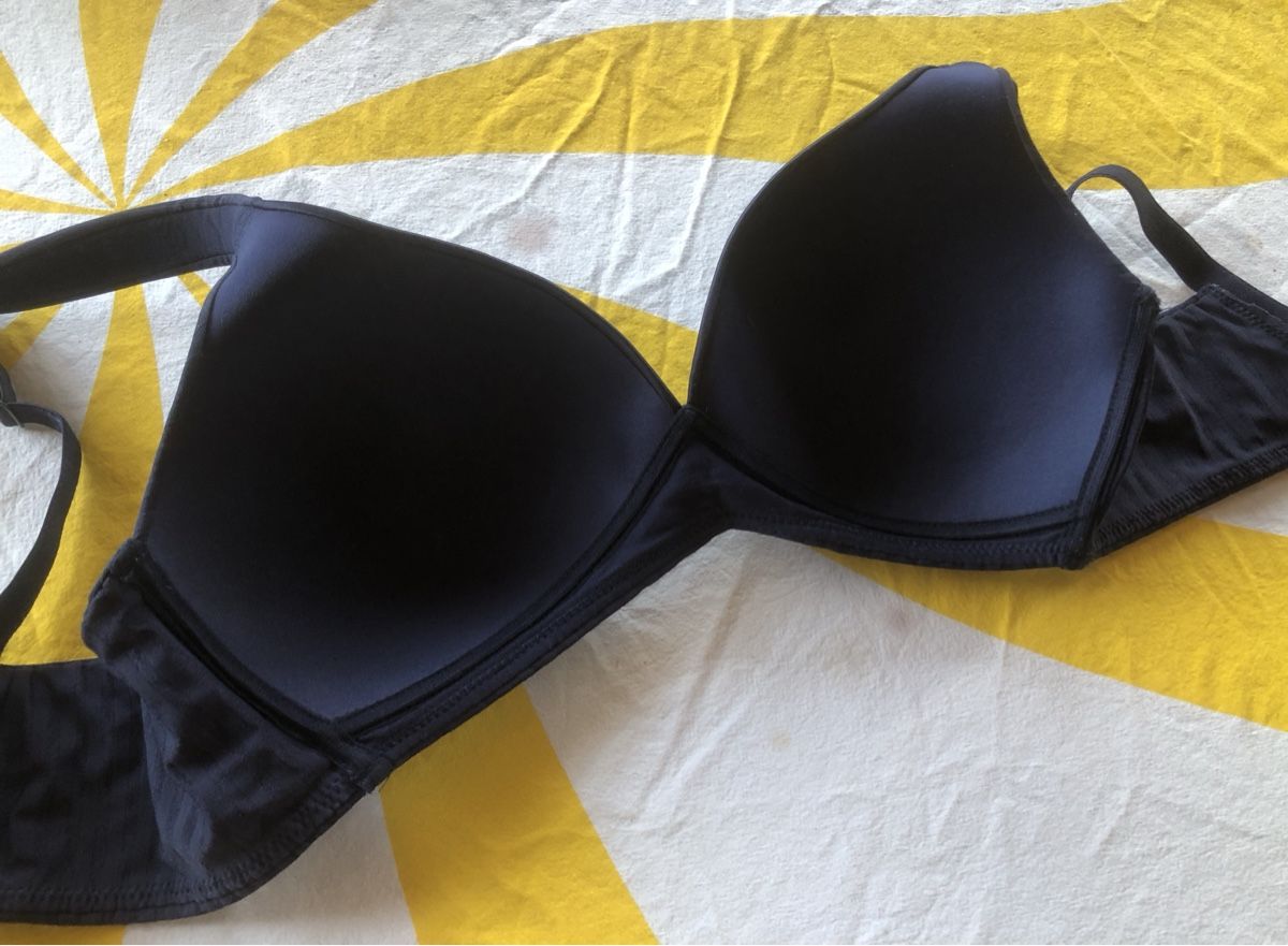 Altra biancheria intima: Soft-BH, marine, Gr.80B, von Blue Label – Nuovo (secondo la descrizione) da Mühlebach (Goms) venduto da chr_q6d8 2