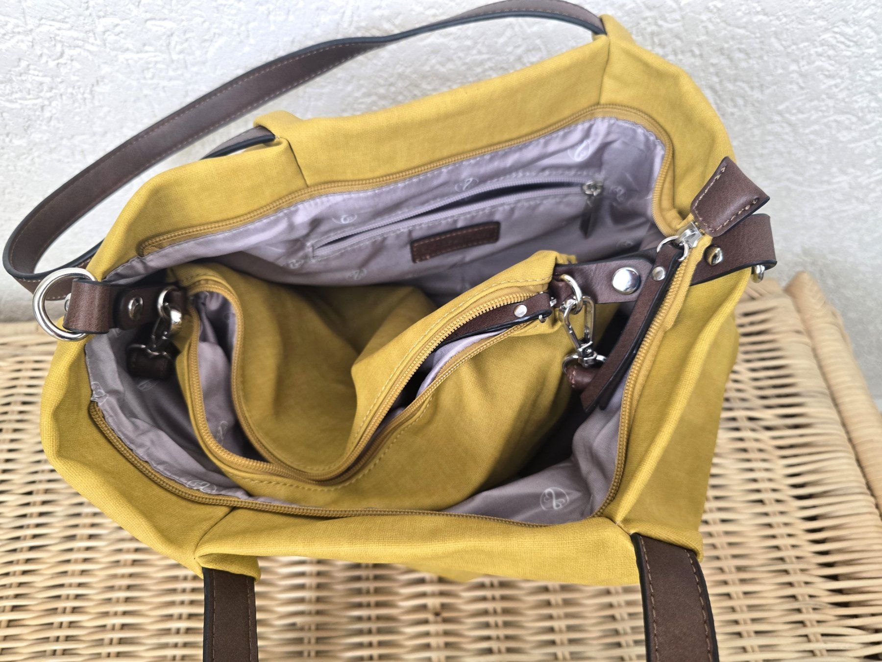 Borse da donna: Sac à main + petit sac Emily & Noah – Usato da La Chaux-de-Fonds venduto da Cokecollection 3