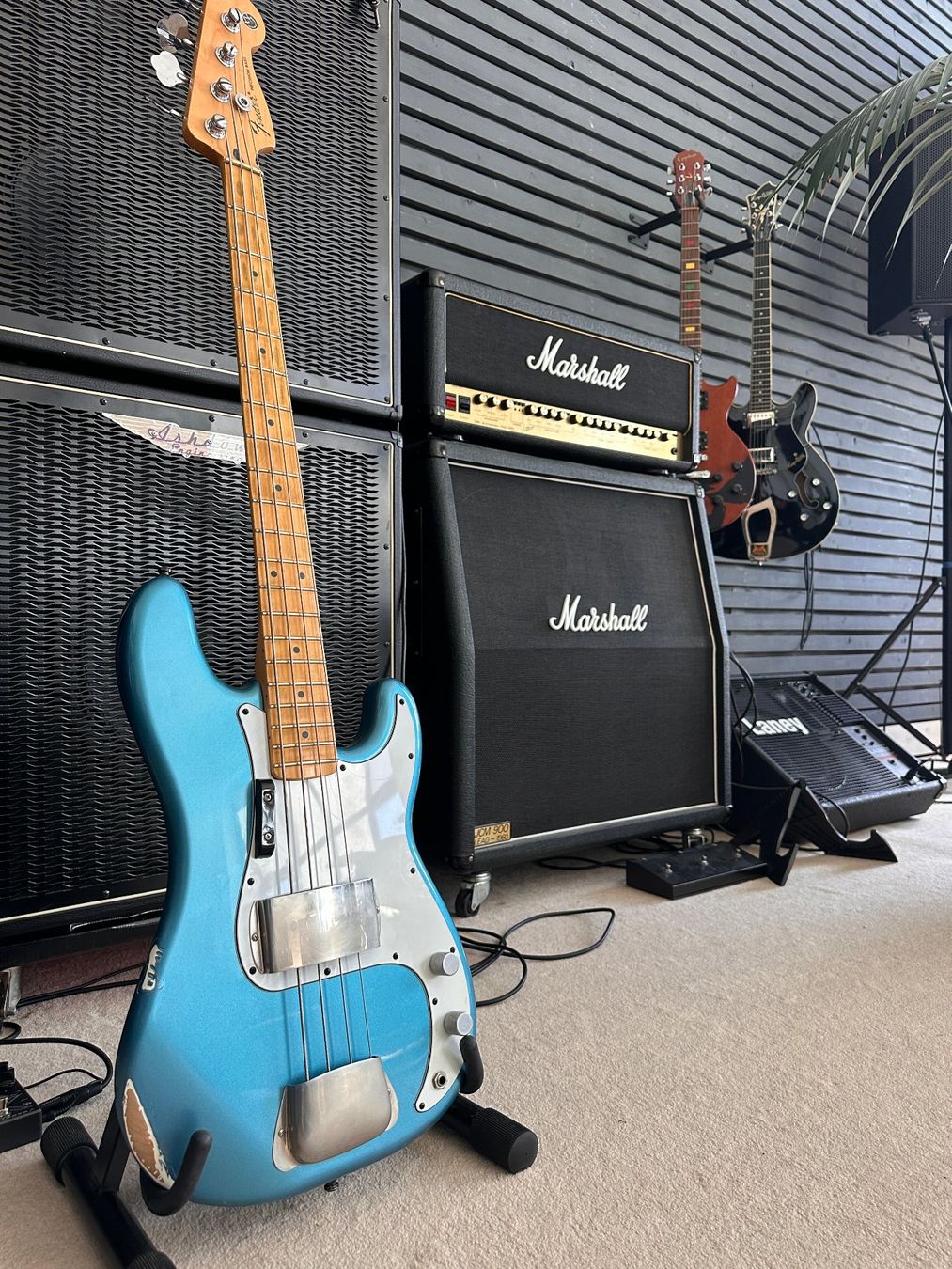 Fender Strumenti musicali: Fender Precision Bass 2011 – Usato da Dachsen venduto da ColdChisel 1