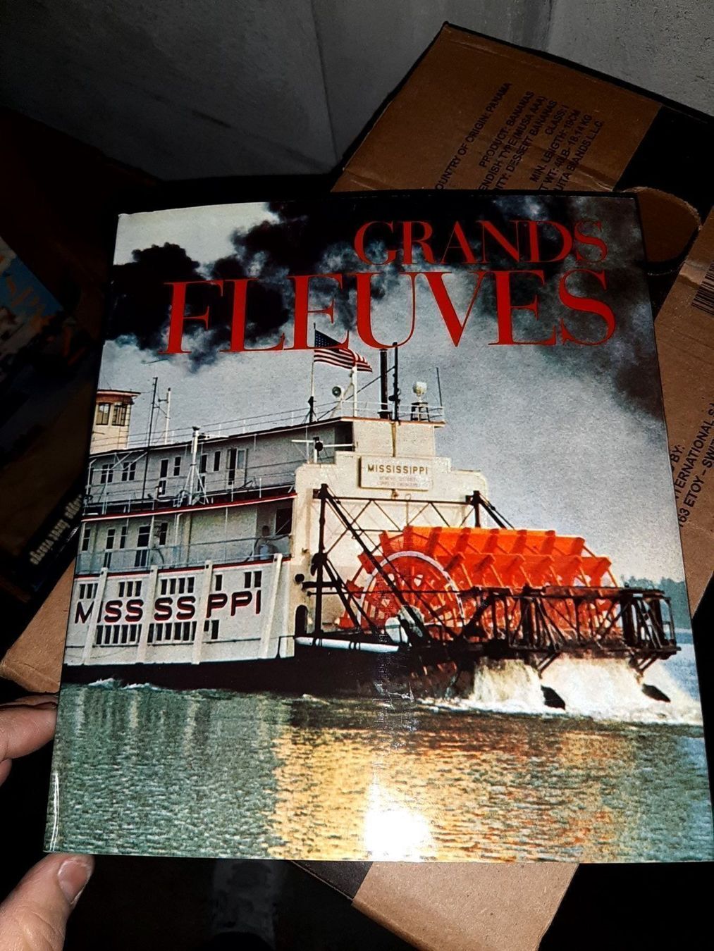 Libri: Livre sur les grand fleuves – Usato da Le locle venduto da juliensaran