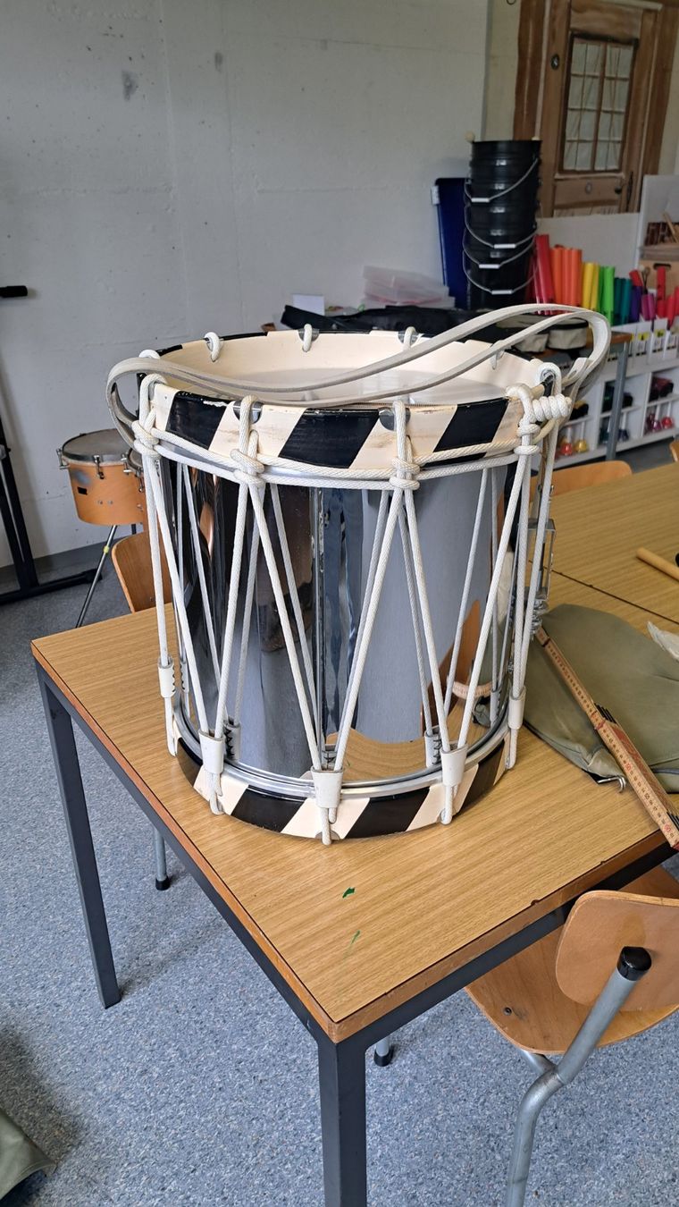 Basler Strumenti musicali: Rothen Trommel - Messing – Usato da Gansingen venduto da v_oeschger 1