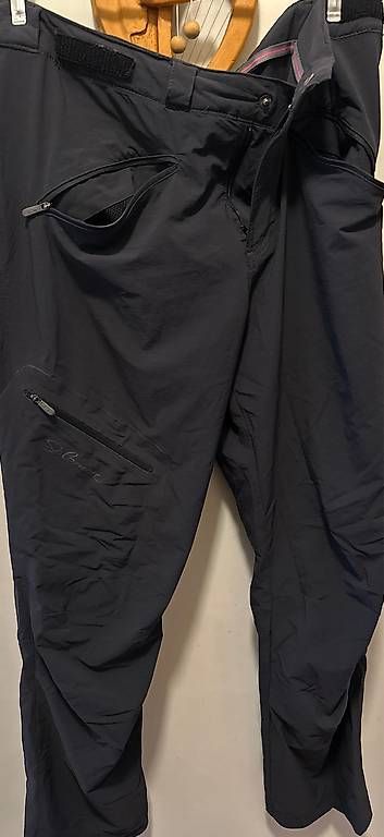 Hosen: Wanderhose Gr.42,Salomon – Gebraucht aus bern von Akauai