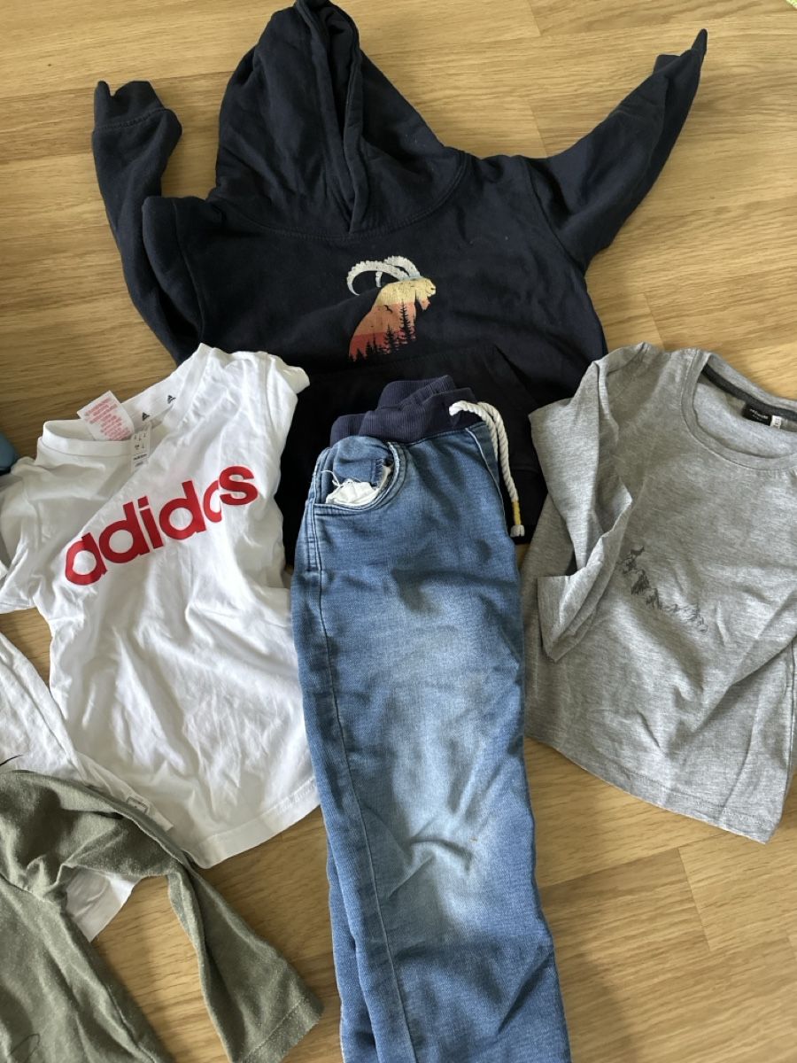 Lotti & Set di vestiti: Kleiderpacket Jungs Gr 92/98 – Usato da Rüschlikon venduto da Retobernina 3