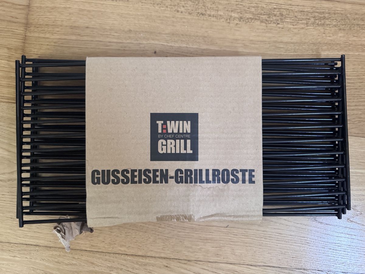 Grills: T:Win Gusseisen-Grillrost – Neu und originalverpackt aus Horgen von the_brat