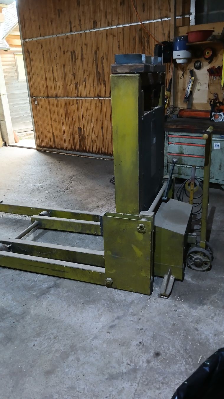 Piattaforme elevatrici & Crick: Moser Autolift – Usato da Homberg b. Thun venduto da jon_mp8f 2