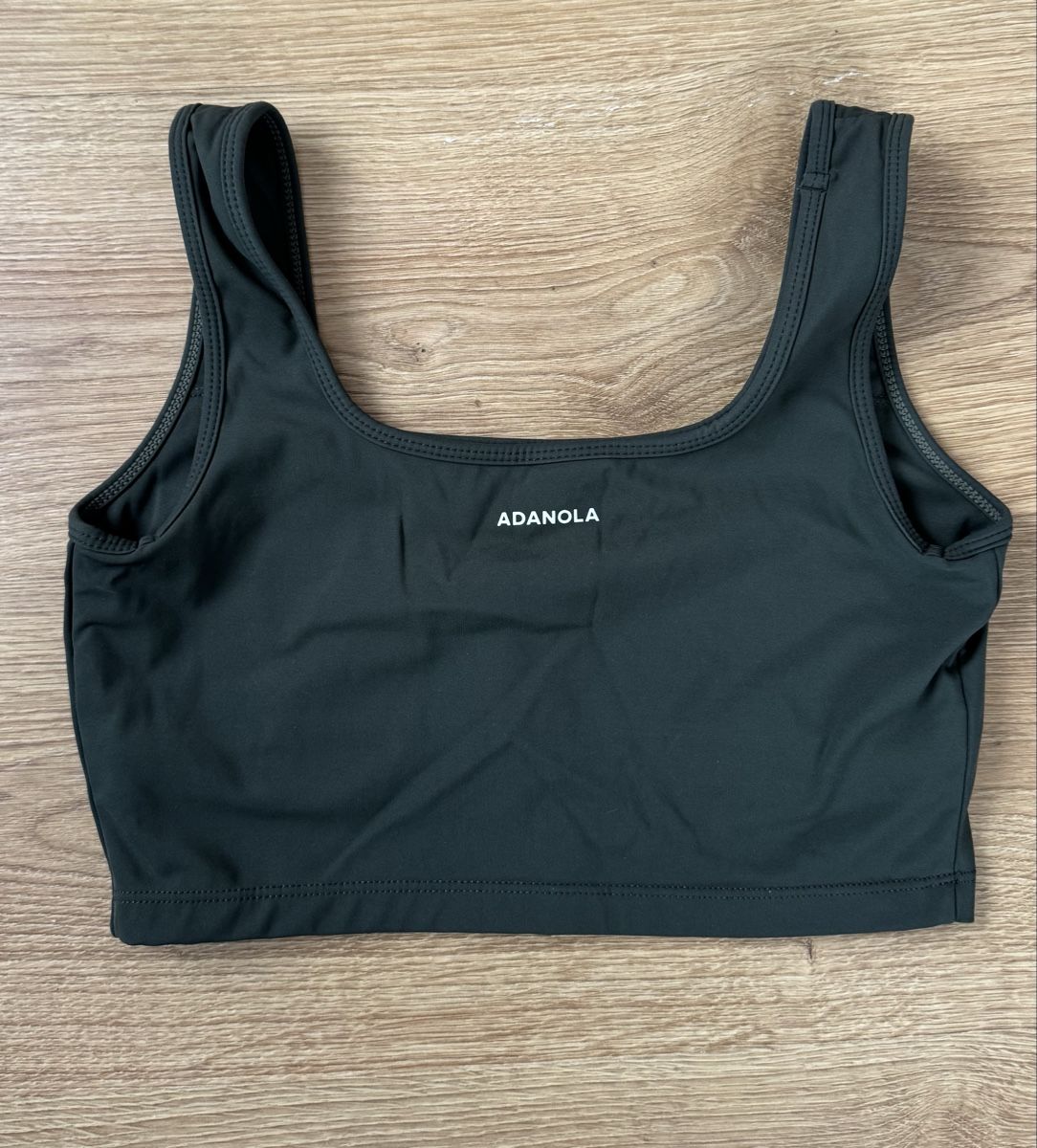 Top: Dark Green Adanola Sports Bra – Usato da Dinhard venduto da emi_6jdk 1