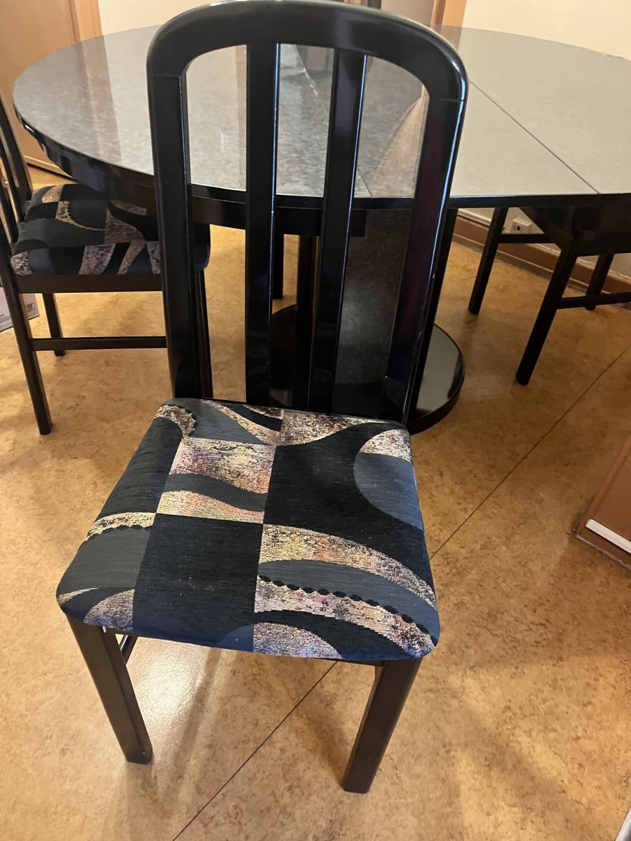 Tische: Table Ronde extensible avec 4 chaises. – Gebraucht aus Lausanne von son_2lq5 4