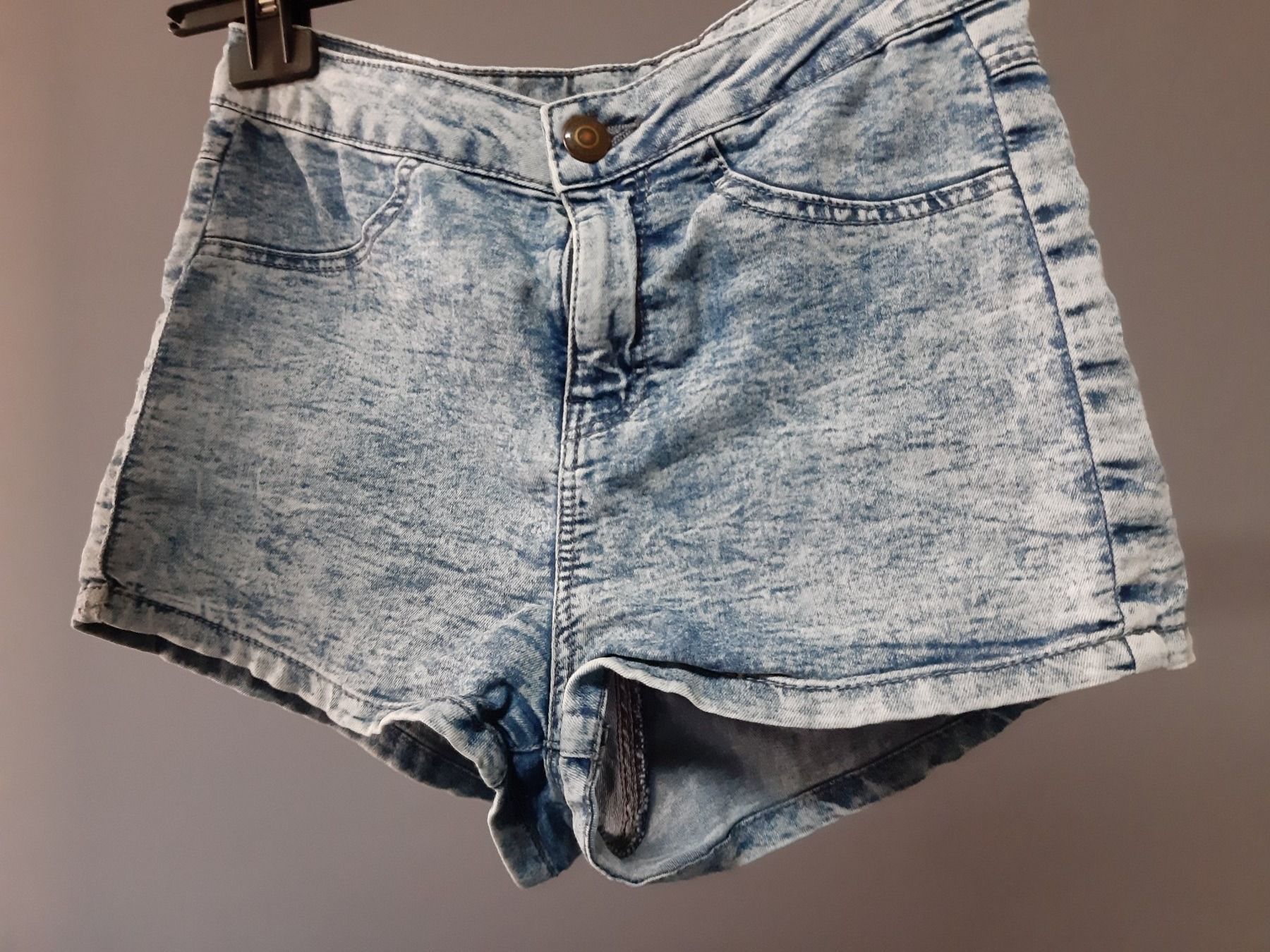 C&A Hosen: Shorts Gr. S – Gebraucht aus Schmitten FR von ReniStern