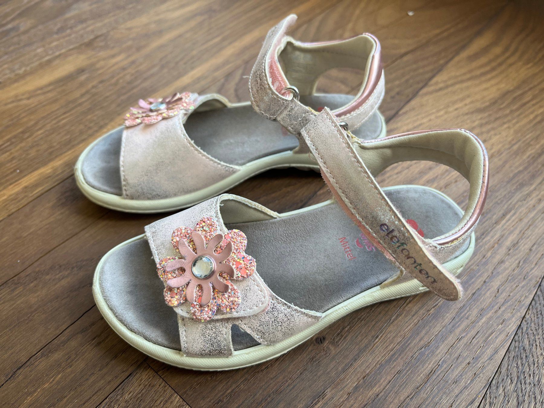 Elefanten Schuhe für Mädchen: Sandalen Elefanten Gr. 29, Leder Schuhe – Gebraucht aus Affoltern am Albis von Blackrhythm 8