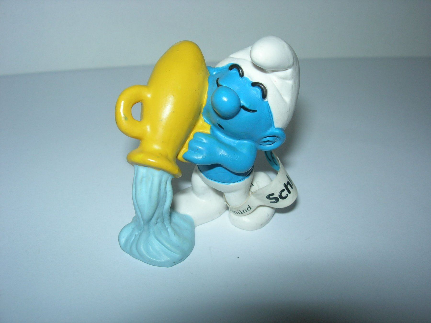 Schleich Figuren: Wassermann Schlumpf von Schleich – Neu (gemäss Beschreibung) aus Hornussen von Corvette-