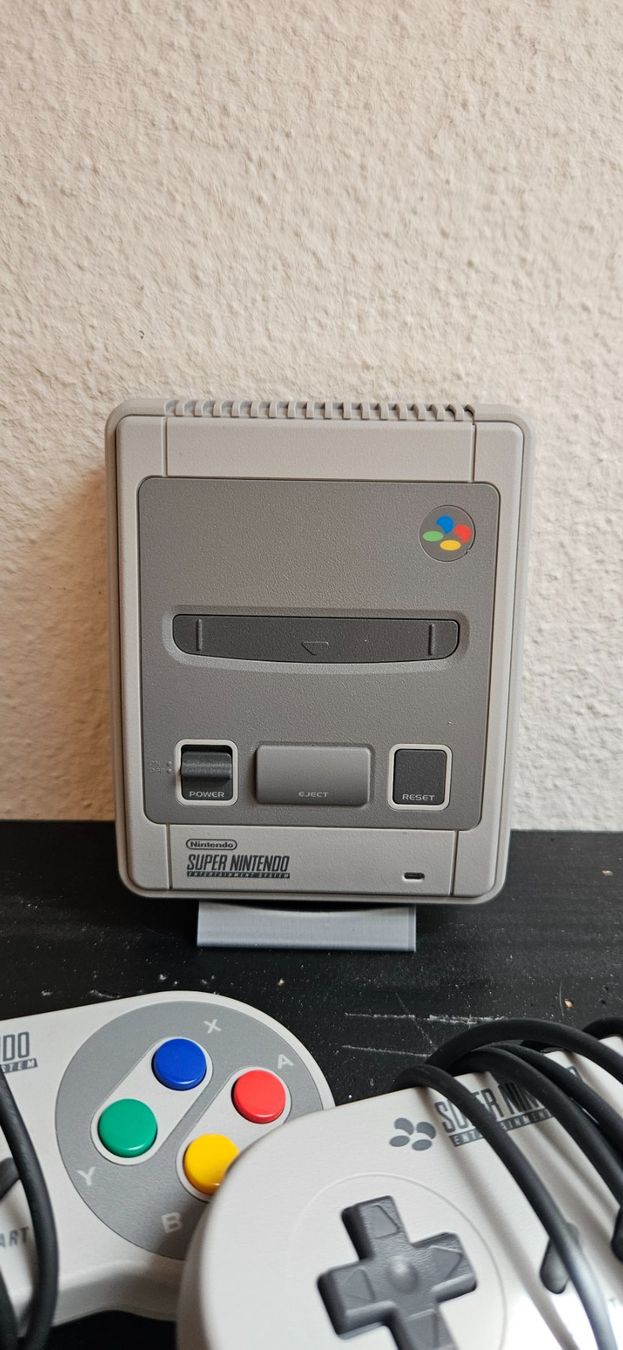 Nintendo Console: Super Nintendo Classic Mini + 2 Controller – Usato da Belp venduto da Ginus85 1