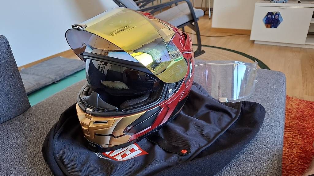 iron man destroyed helmet LED Light Up Battle Damaged Iron Man Helmet (Red) Rolodapi