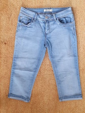 Zwei Paar mittelange Jeans OneLove Gr.XS