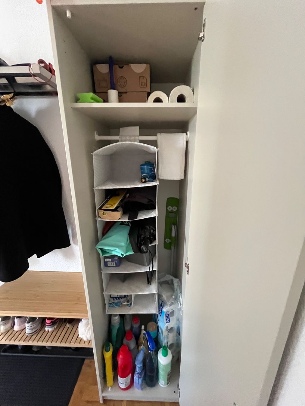 Ikea Armadi: Schrank 1Türig von IKEA – Usato da Andwil SG venduto da Chrismes 1