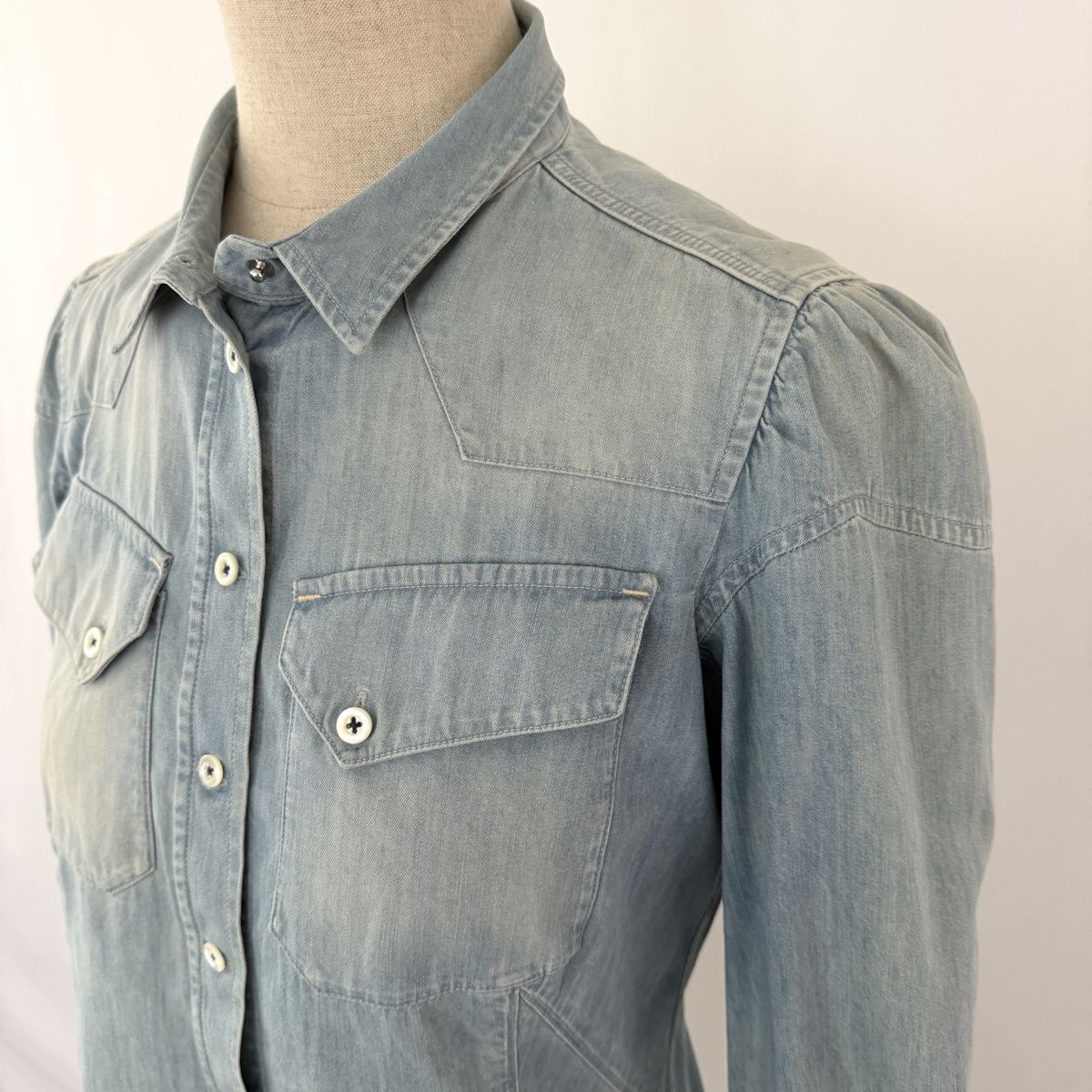 Chemisiers: HIGH USE Everyday Couture Denim Shirt – Neuf (Voir description) à Freienbach par Avviivva_Shop 4