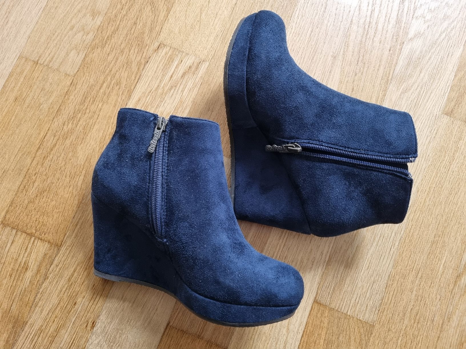 Scarpe da donna: Refresh Plateaustiefelette navy – Usato da Moosseedorf venduto da Knie0 2