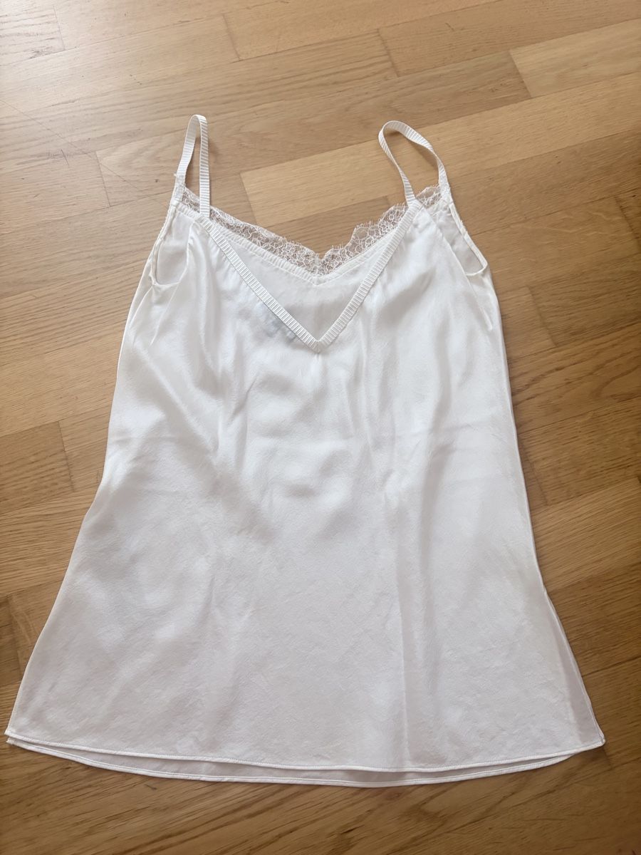 Massimo Dutti Tops: Massimo Dutti 100% soie – Gebraucht aus Allschwil von tradetabicyclette 1