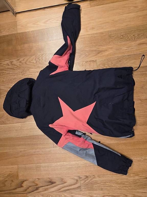 Vestes: Winterjacke Zimtstern – D'occasion à Jona par davos69 2