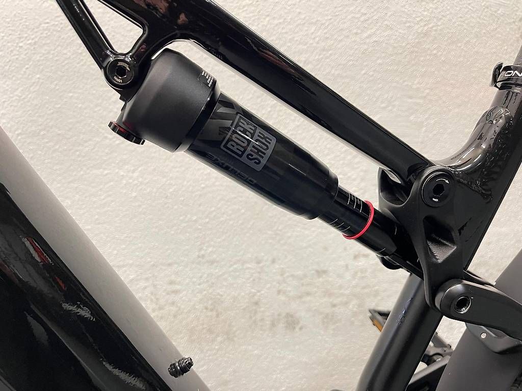 Velos: Superior E-Bike eXF 8089 B SUV Grösse S & M – Gebraucht aus Diessenhofen von MotoshopZachmann 1