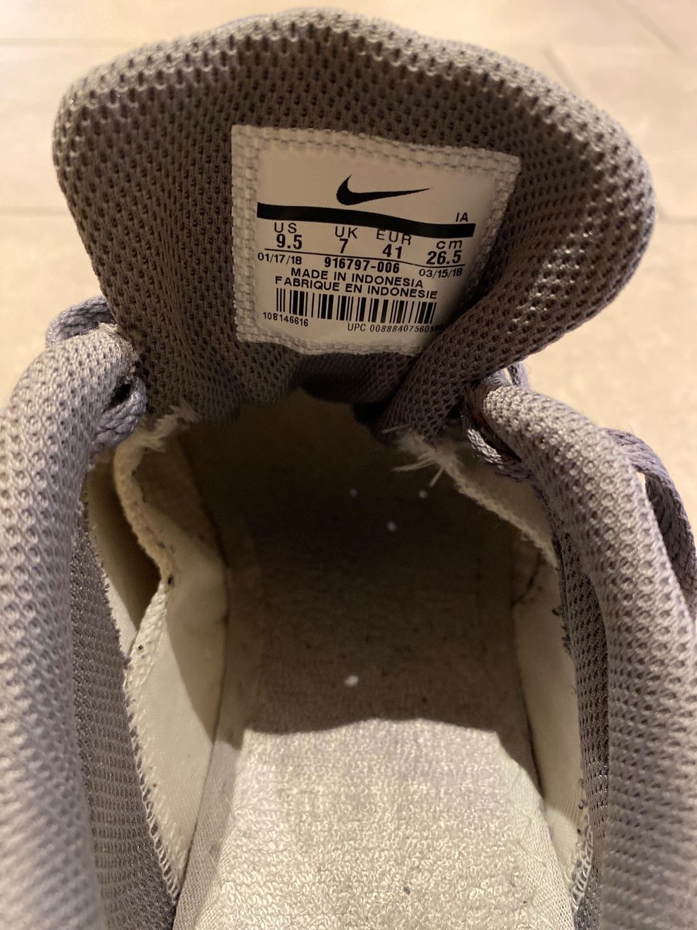 Nike Scarpe da uomo: Nike Damen Sneaker Schuh, Gr. 41 – Nuovo (secondo la descrizione) da Nottwil venduto da TOP_Saler 2