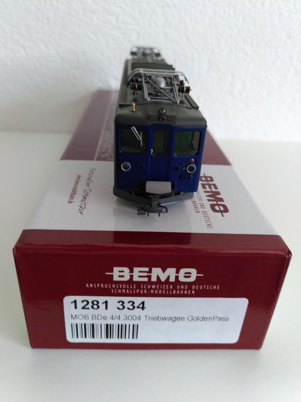 Bemo Modelleisenbahnen: Bemo MOB Triebwagen BDe 4/4 3004 GoldenPass Services H0m – Gebraucht aus Naters von Luca099 4