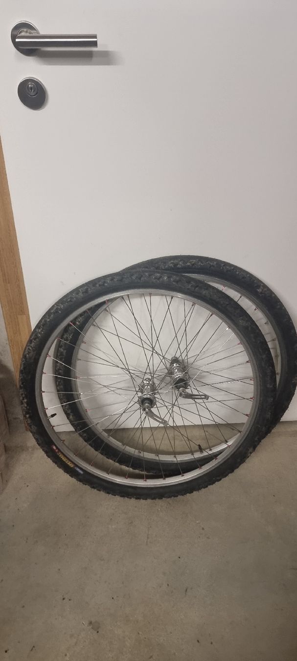 Shimano Pezzi di ricambio: Shimano XTR M910 Laufradsatz  – Usato da Seon venduto da Stibinio 1