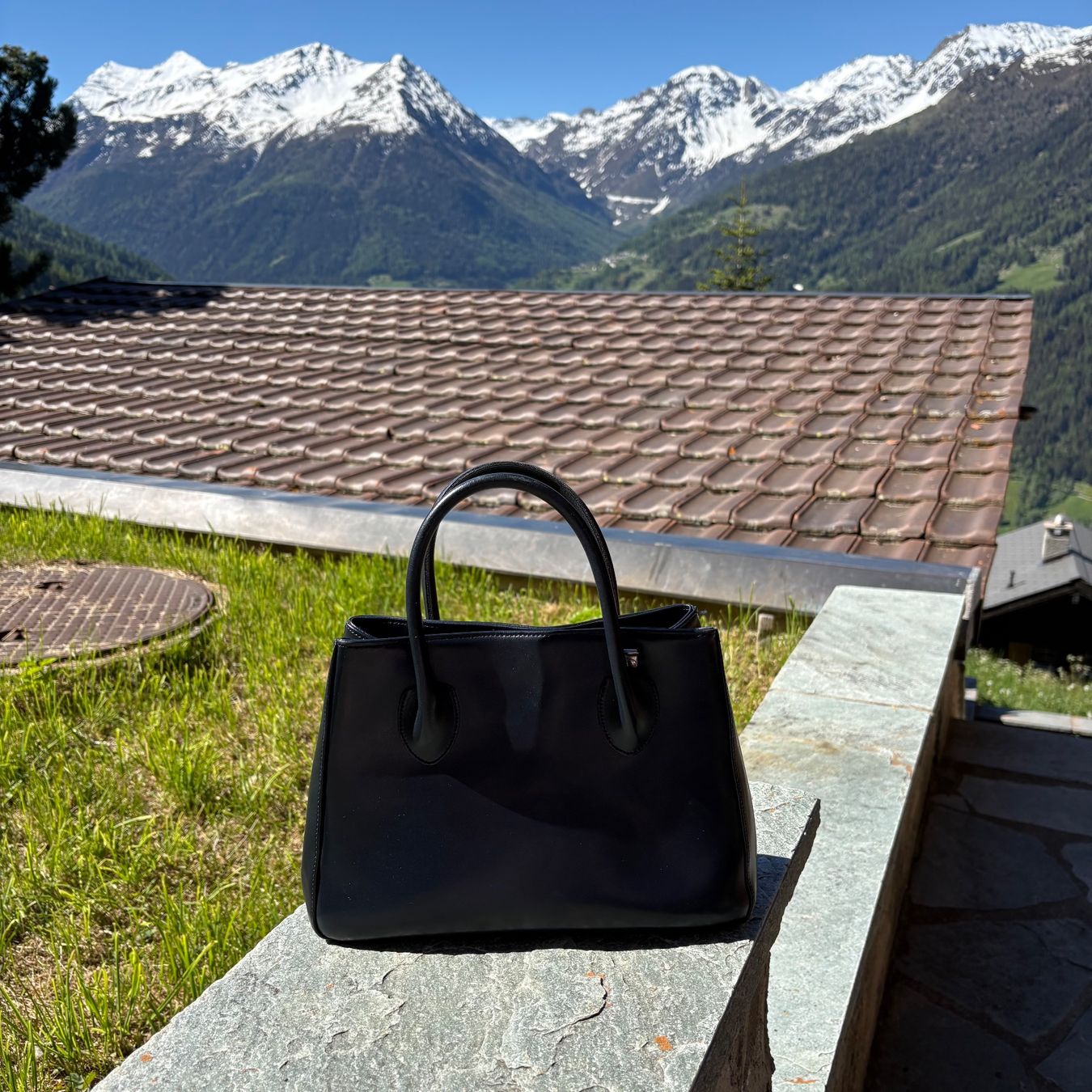 Borse da donna: Lady bag in navy blue leather – Usato da Zürich venduto da albertg31 2