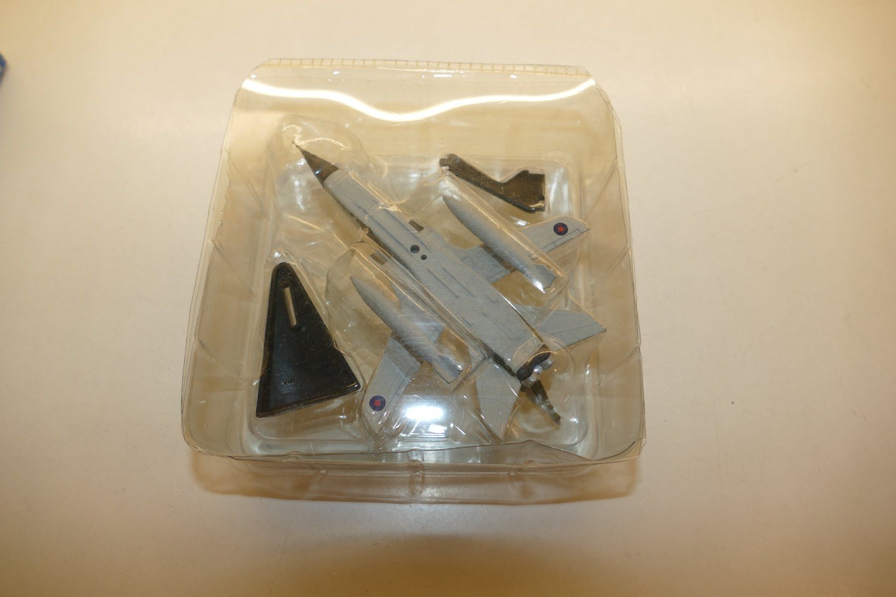 Kit di modellismo & Modellini statici: Model Power 1:100: Tornado – Nuovo (secondo la descrizione) da Niederhasli venduto da rail-duerst 3