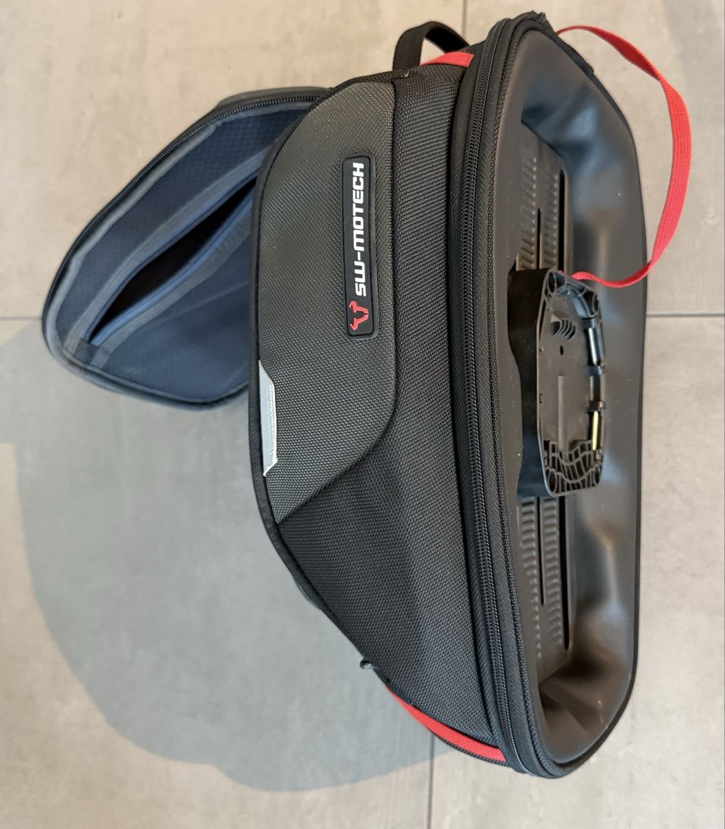 SW-Motech Sacs: Tankrucksack SW Motech Sport Pro – D'occasion à Steinhausen par kay_bny8 2