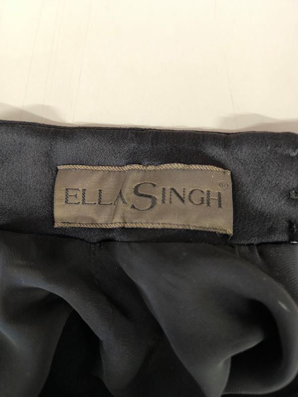 Blusen: ELLA SINGH Ärmelloses Bluse – Gebraucht aus Rüti ZH von Restwert_Rueti_ZH 7