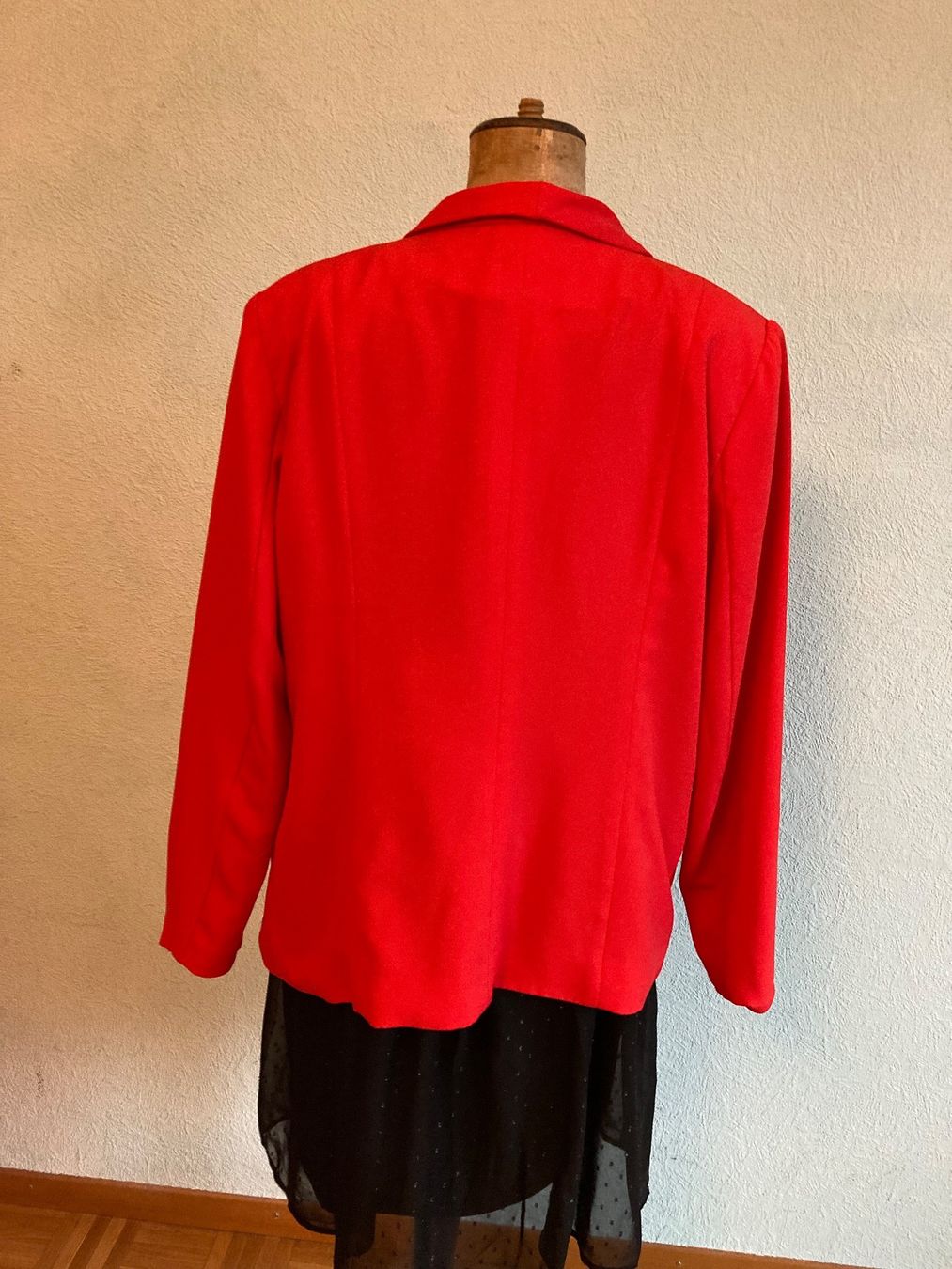 H&M Giacche: Blazer rouge t 44 – Usato da Genève venduto da ct_fqr8 1