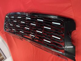 Range Rover Vogue SV / SVO Grill