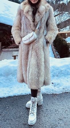 Exclusive Fur Coat Artic PELZMANTEL Luxury Wunderschöner