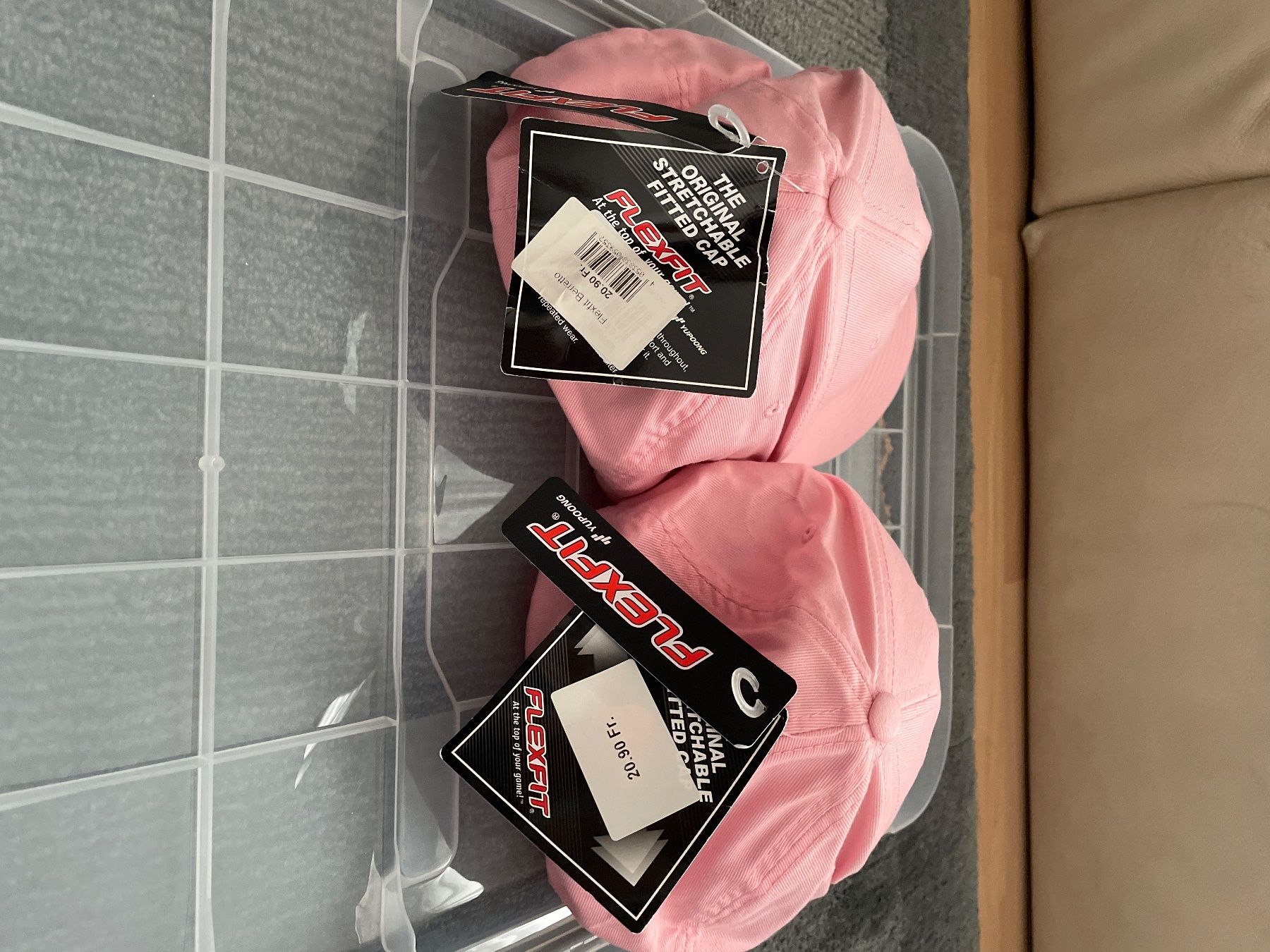 Flexfit Hüte, Mützen & Caps: Due cappellini rosa – Neu und originalverpackt aus Bellinzona von remarema 3