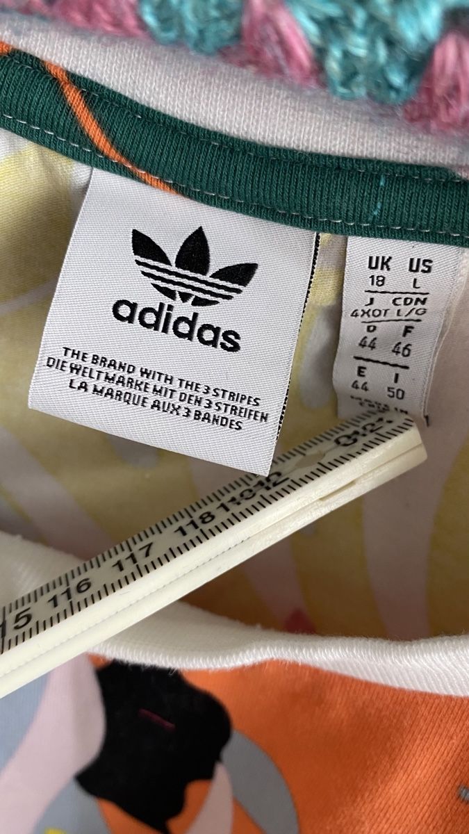 Adidas T-shirts: Adidas Originals Tshirt – D'occasion à Obfelden par tan_9lj9 2