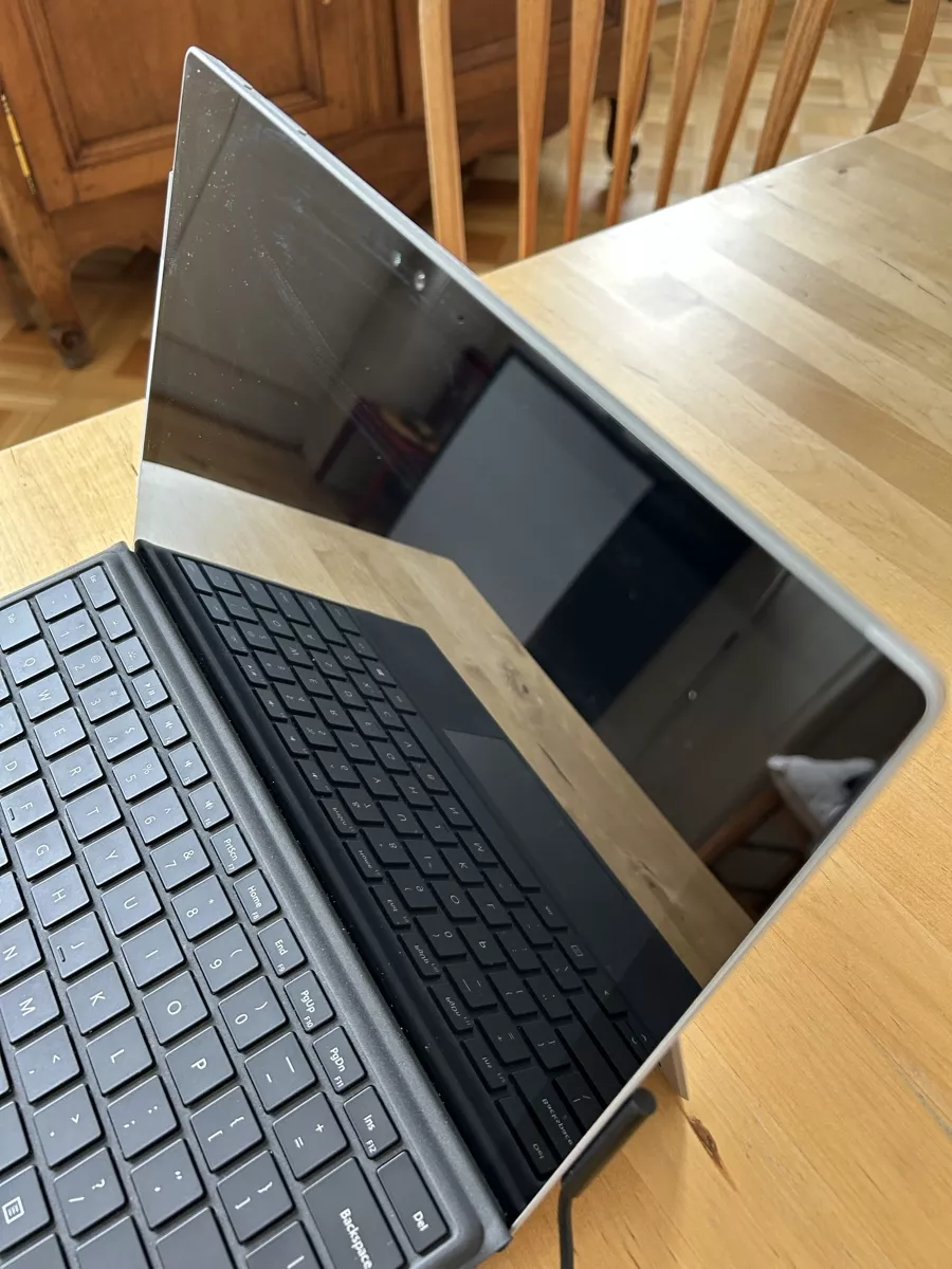 Microsoft Notebook: Microsoft Surface Pro 4 with Keyboard – Usato da Zürich venduto da Sophie0569 6