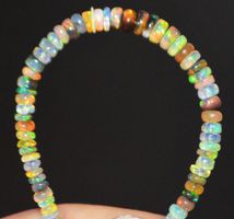 Armband L-7545 – Äthiopische Welo Multi Feuer Opal Rondellen