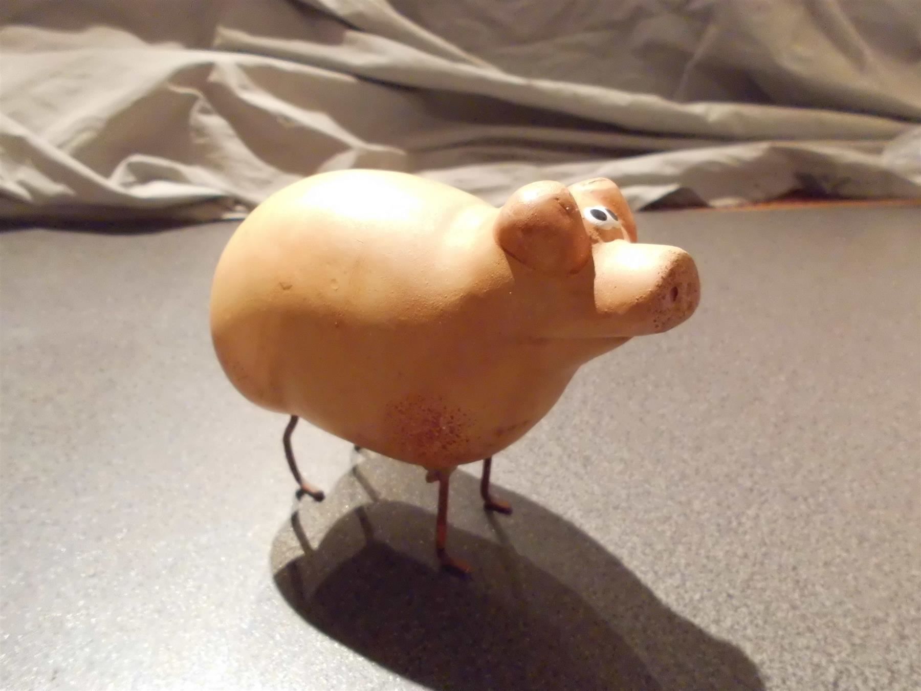 Statuette: Schwein, hellbraun, Metall Beine – Usato da Zürich venduto da abraxas1291 1