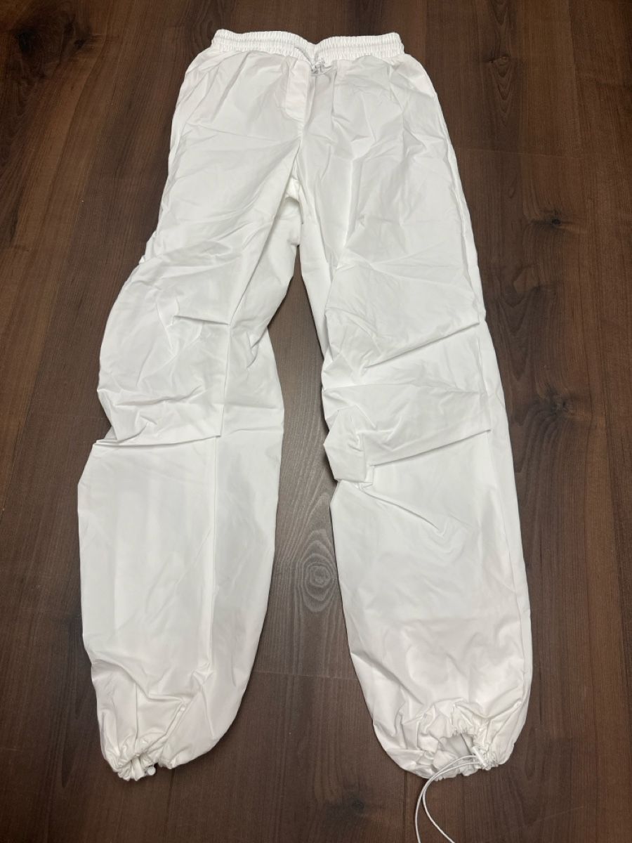 Hosen: Hose weiss Grösse 34 neu – Neu (gemäss Beschreibung) aus Biel/Bienne von julietteW.