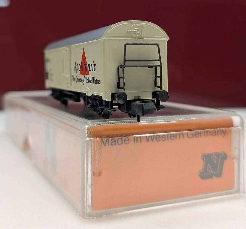 Arnold Modelleisenbahnen: Spur N Kühlwagen "Apollinaris" – Gebraucht aus Reinach BL von angus74 2