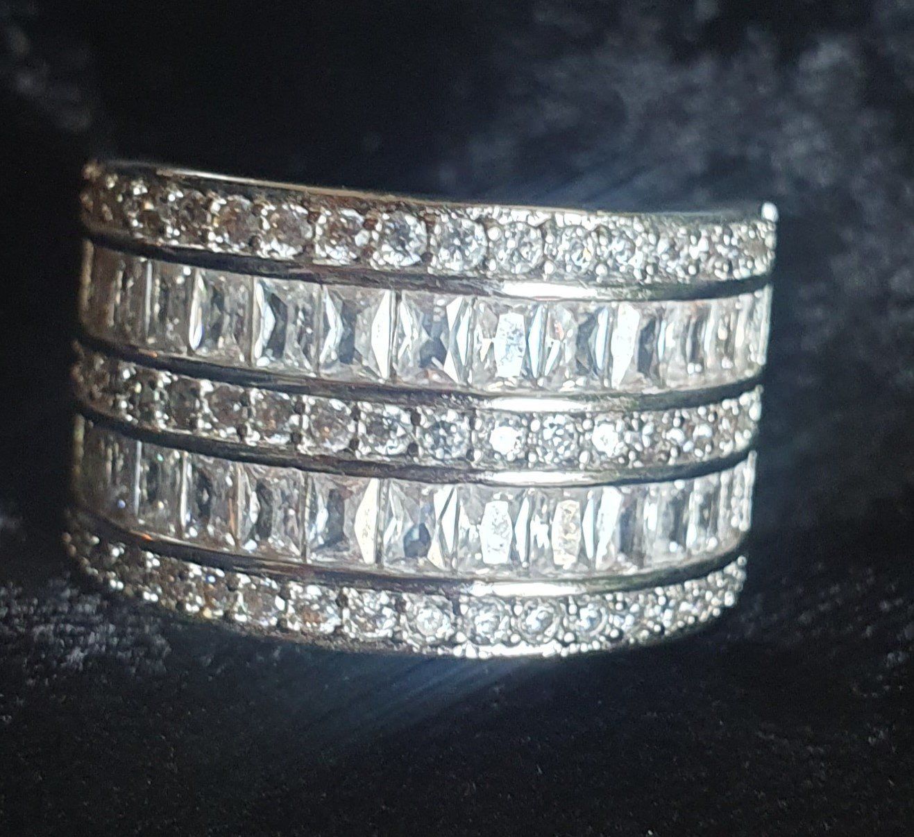Ringe: Damenring, Silber Optik, Grösse 17.5mm – Neu (gemäss Beschreibung) aus Uzwil von SuBo
